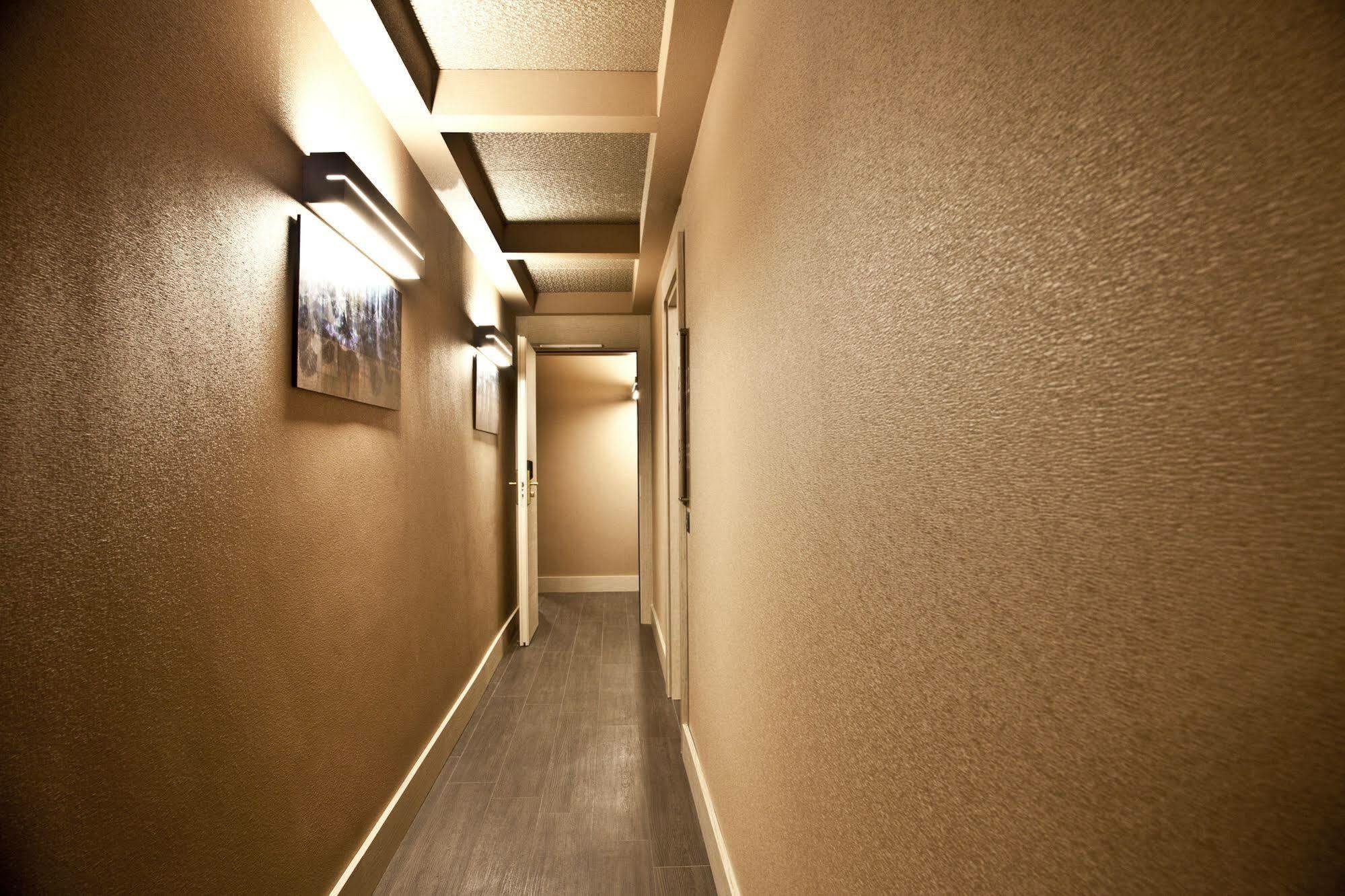 Corso 12 Roma Bed & Breakfast Exterior photo